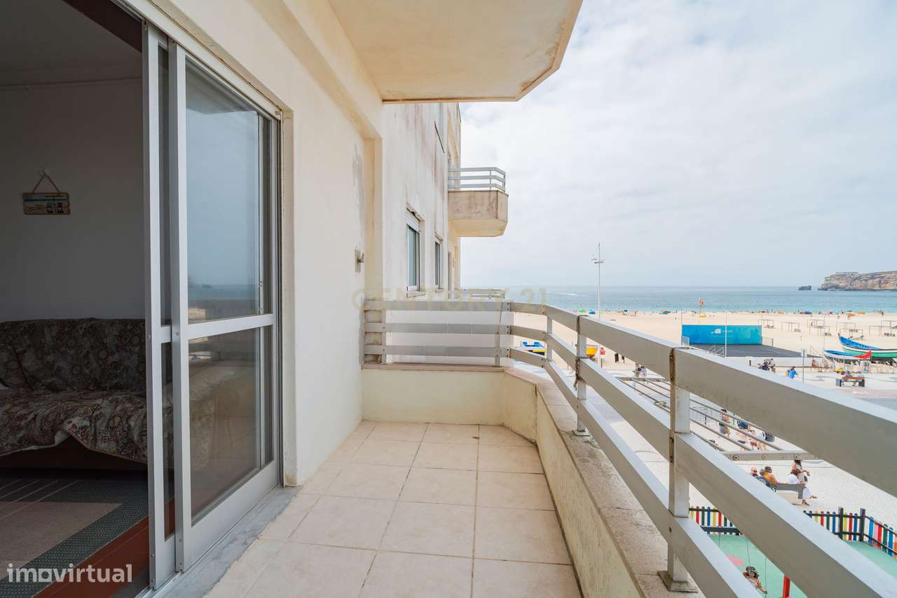 Apartamento T2 à Venda | Nazaré | Vista Lateral para o Mar-22