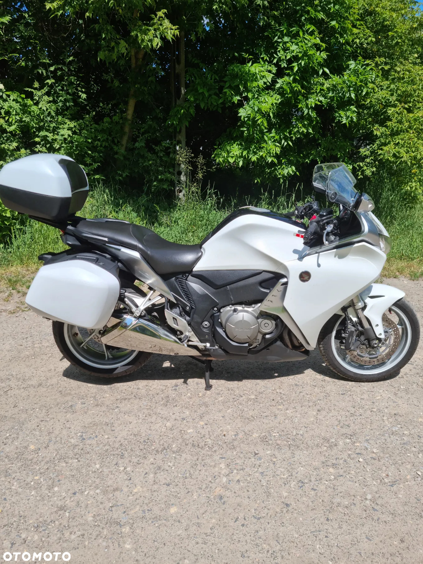 Honda VFR - 11