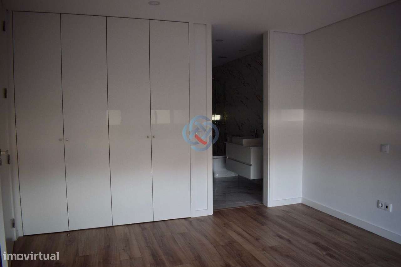 Apartamento T2 em Condominio de Luxo em Santa Maria da Feira-18