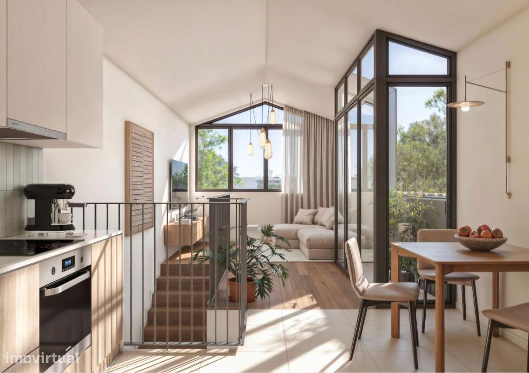 T1 Duplex | Centro Carcavelos | Elevador | Arrecadação-0