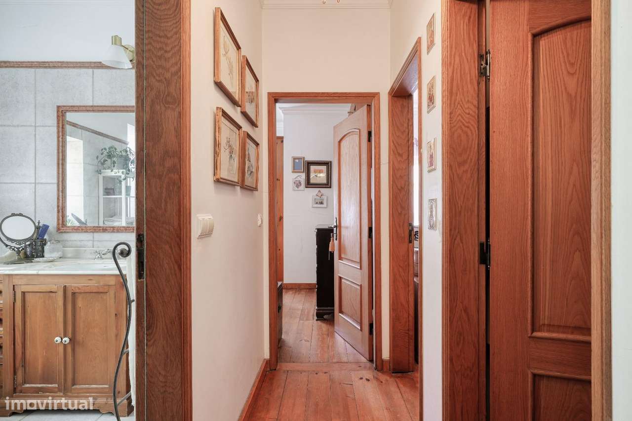 Casa com jardim no coração histórico de Sintra-20