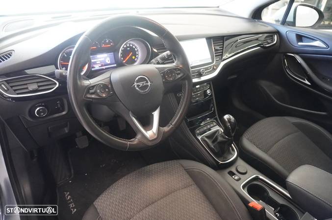 Opel Astra Sports Tourer 1.6 CDTI Innovation S/S - 13