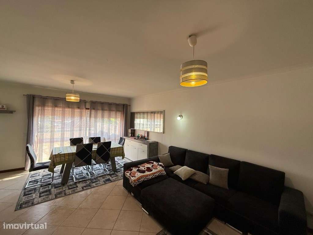 APATAMENTO T3 COM TERRAÇO-8