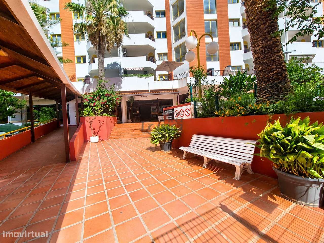 Apartamento T1 com Licença de Alojamento Local na Praia da Rocha-12