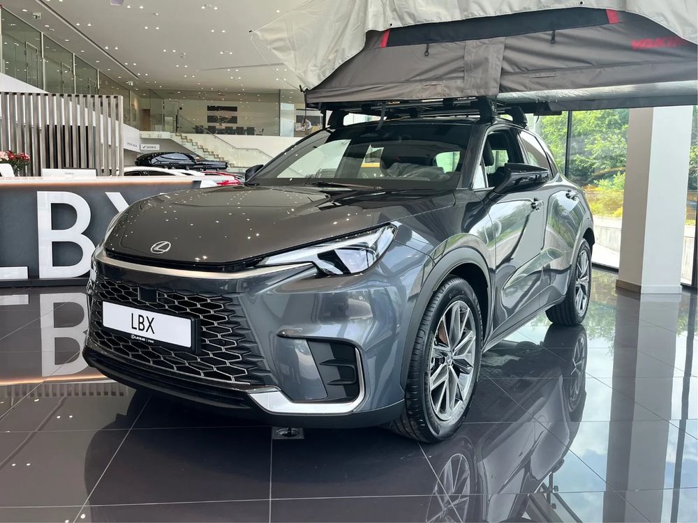 Lexus LBX 1.5 Hybrid 2025