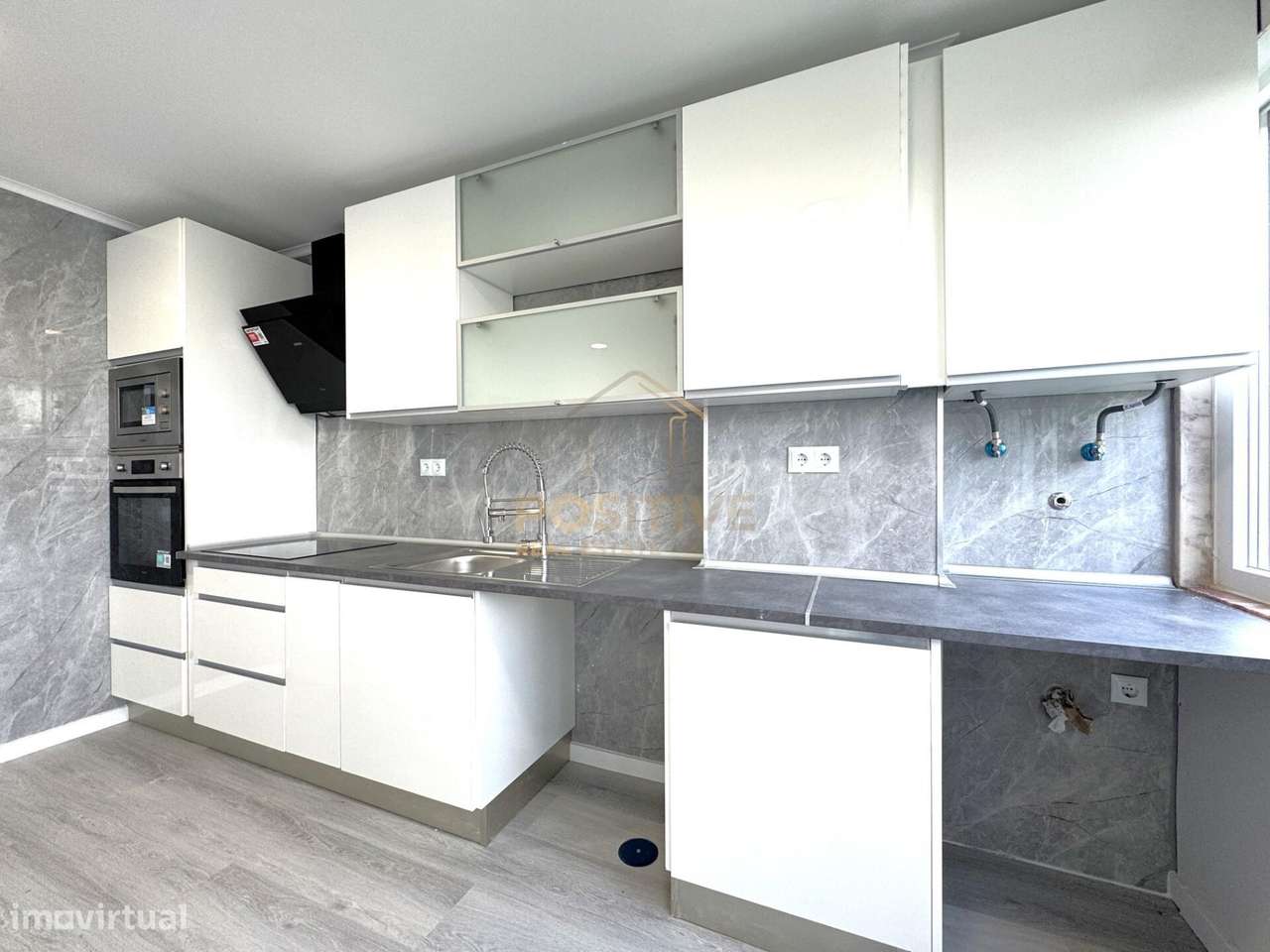 Apartamento T2 c/2 WC's em Oeiras-11