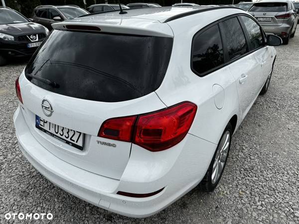 Opel Astra 1.4 Turbo Design Edition - 11