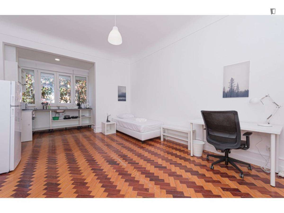 Quarto - localizado em Lapa Lisbon - Grande imagem: 5/8