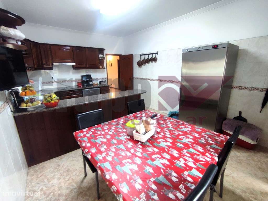 Moradia Isolada T5 com Garagem e anexo em Quinta do Conde-22