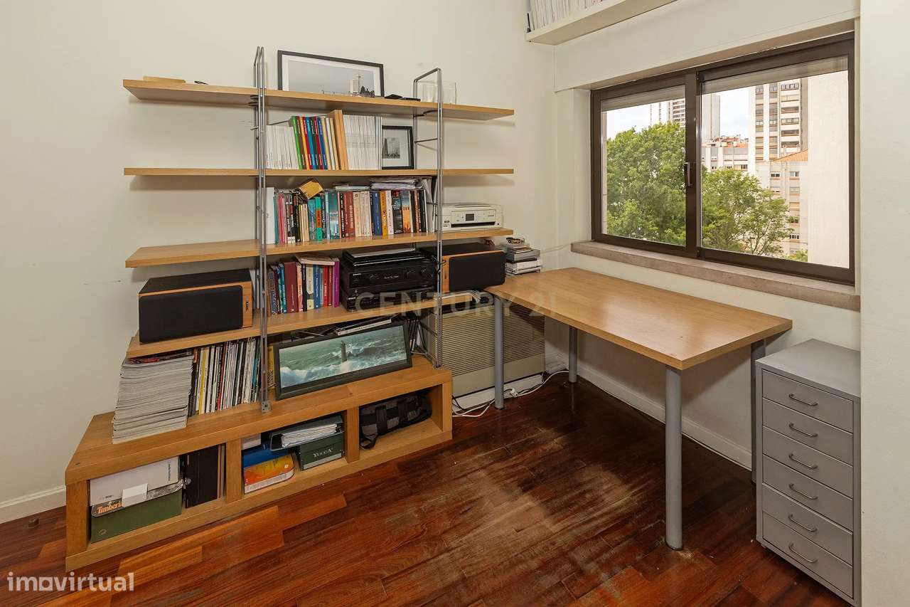 Apartamento T3 Miraflores - Oeiras com Garagem Box-25