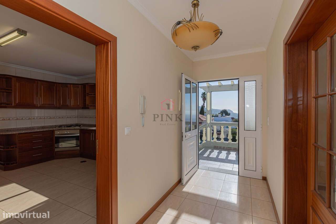 Calheta | Moradia T3 com Vista Mar e Terreno Extra-15