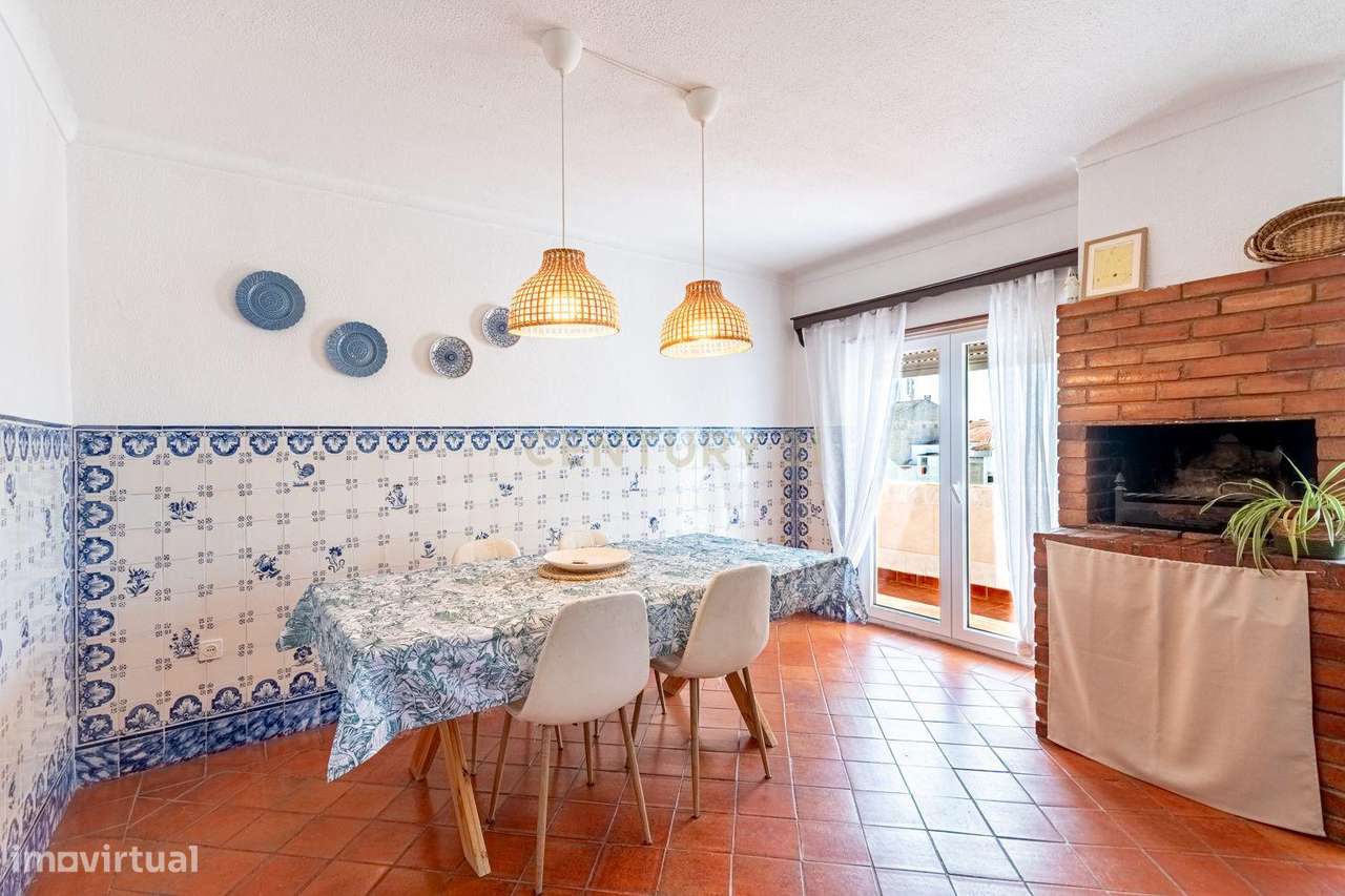 Apartamento T3 com Vista Panorâmica no Montijo-11
