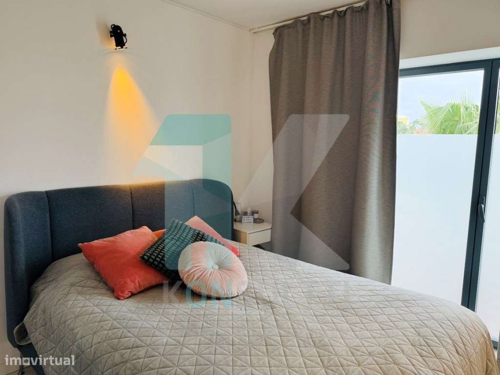 Moradia T3 + T2 em São João do Estoril - Alapraia-23