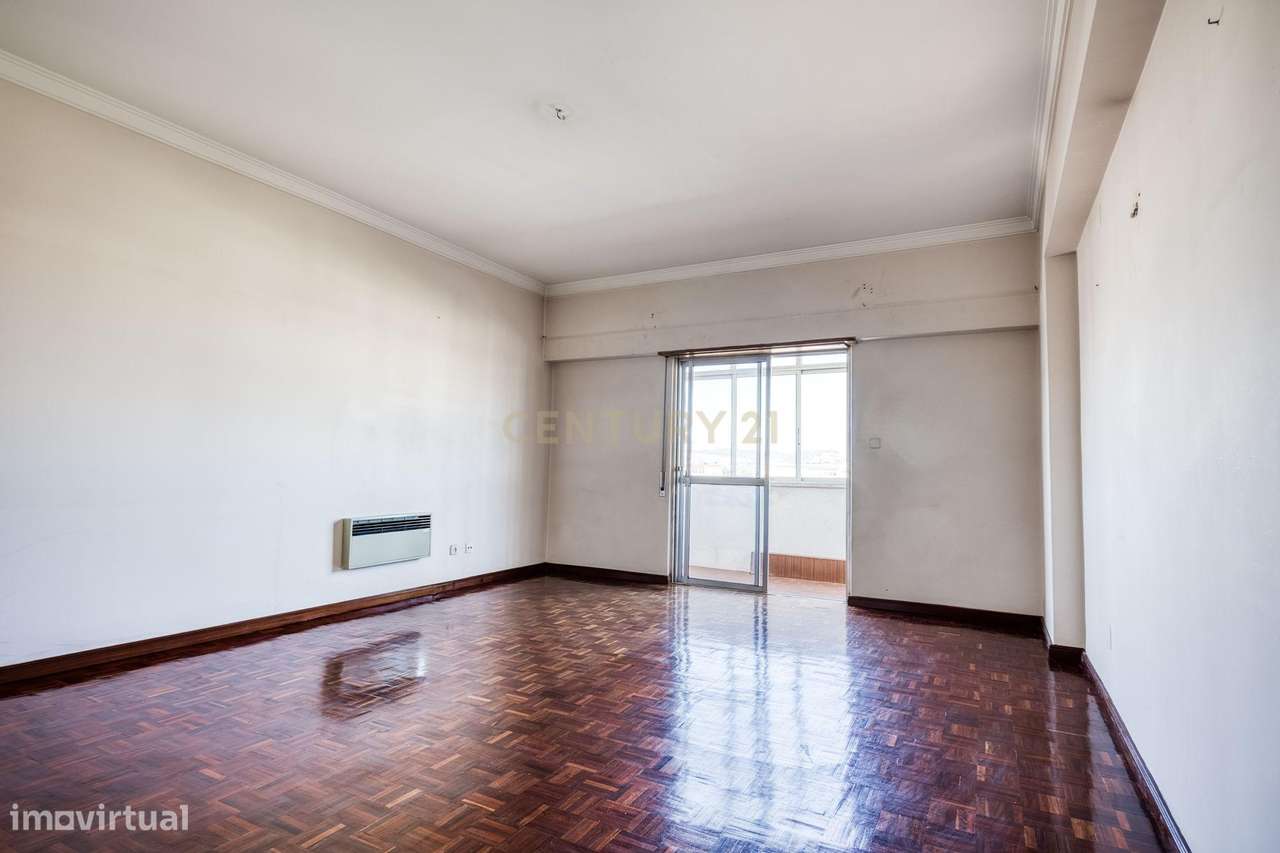 T2 com grande potencial - Pontinha, Odivelas - Grande imagem: 2/30