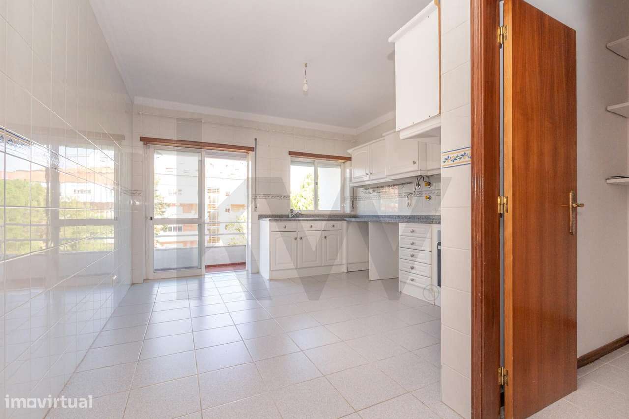 Apartamento T3 - Urbanização Nova Conimbriga-27
