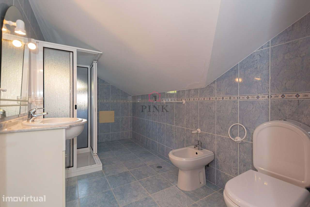 Calheta | Moradia T3 com Vista Mar e Terreno Extra-31