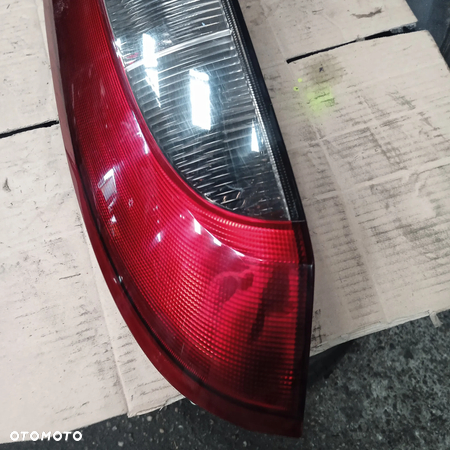 Lampa tylna prawa Corsa C - 5