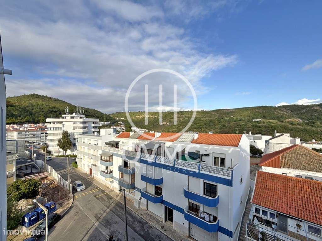Apartamento T3 em Sesimbra com parqueamento - Vista mar e castelo-28