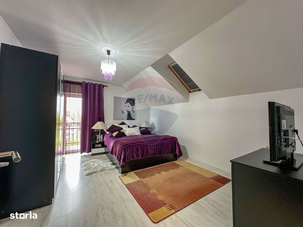 Vila de vanzare pe Str.Strugurilor/Terezian - Imagine principală: 5/20