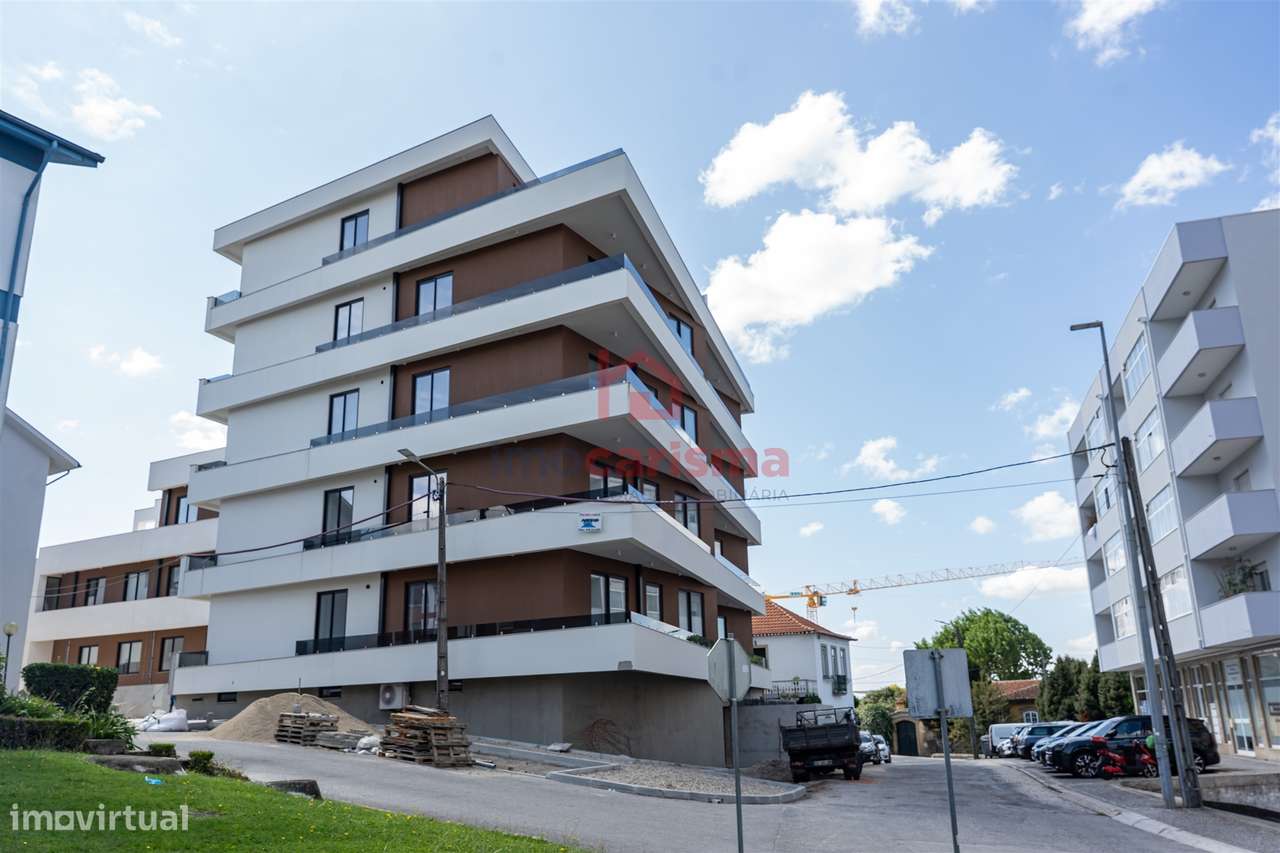 Apartamento T3 Novo, No Último Piso, Centro de Paços de Ferreira-41
