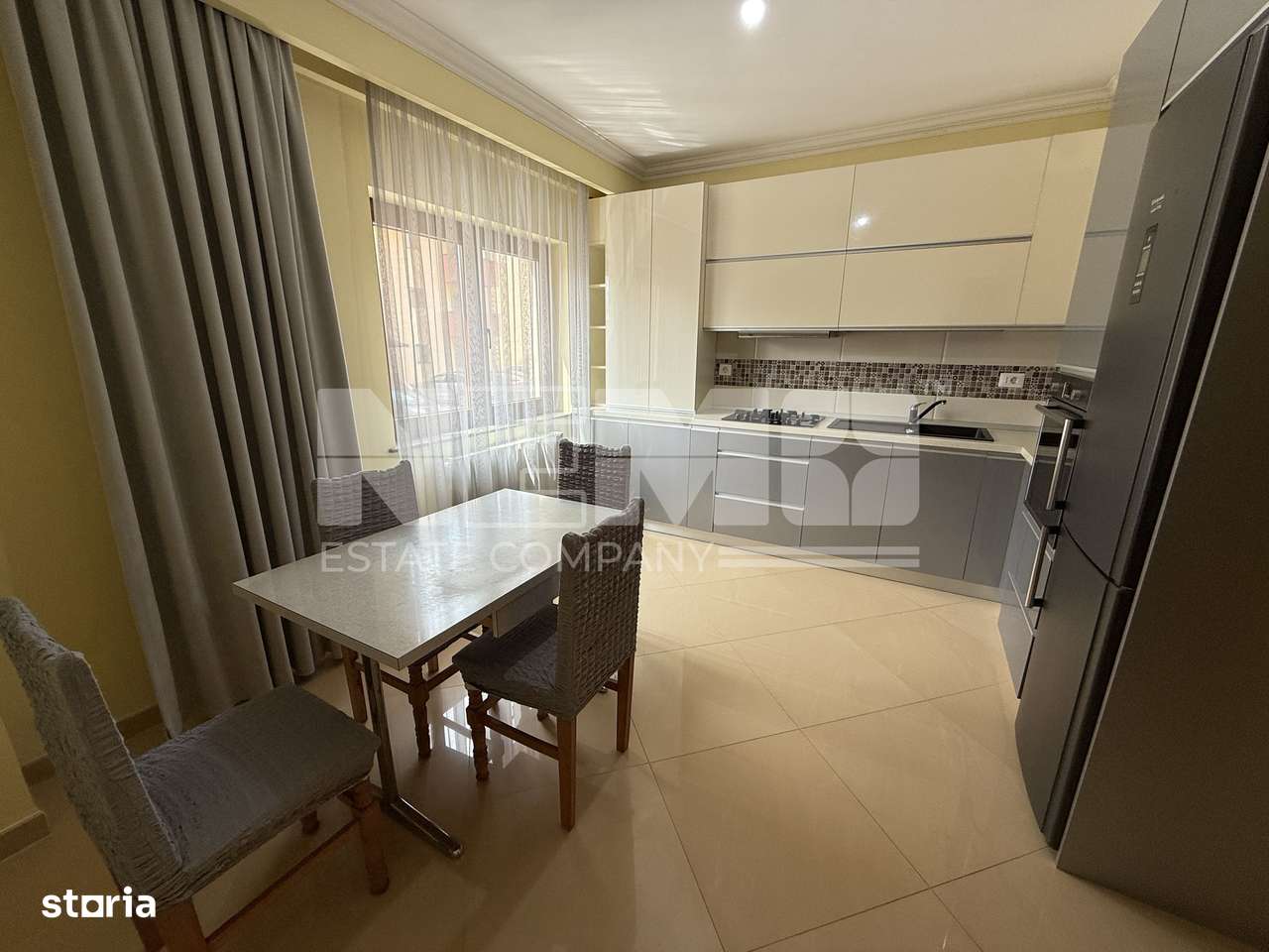 Apartament Central | 3 camere | 95 mp + boxă + parcare | Parter - Imagine principală: 5/15