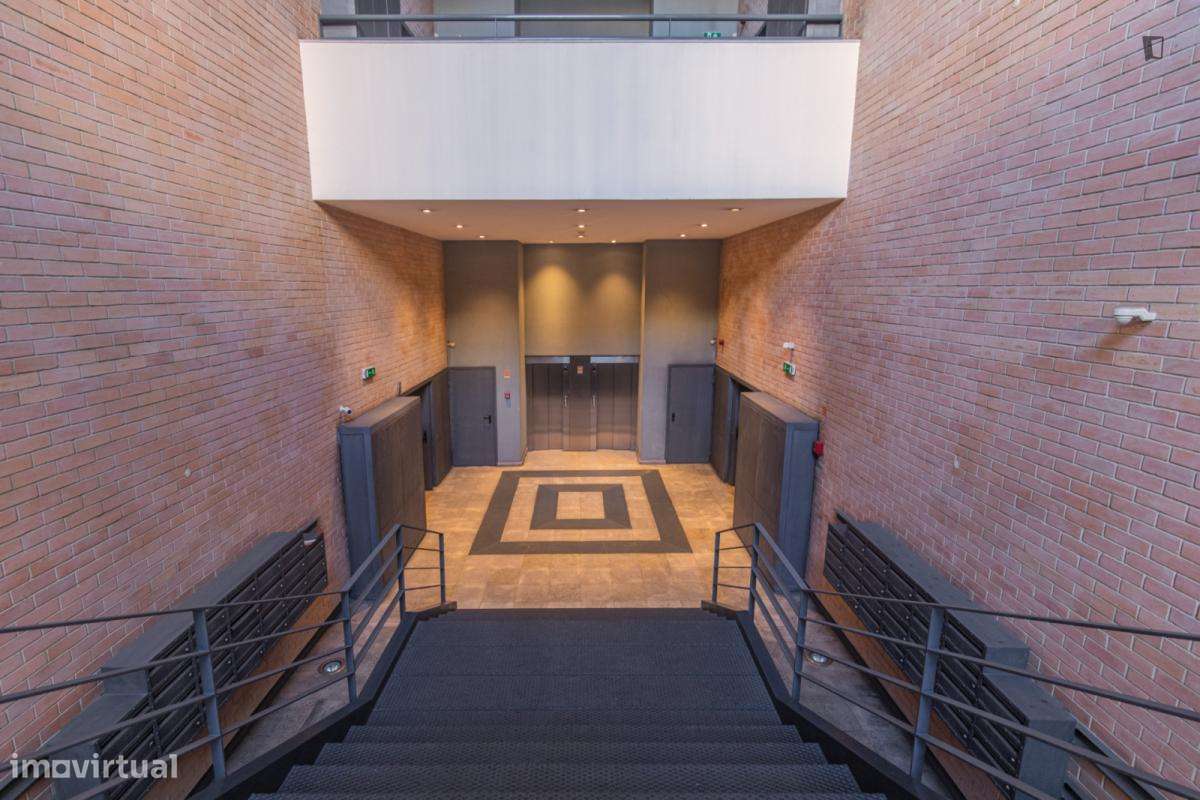 Apartamento com 1 quartos - localizado em Alcântara Lisbon - Grande imagem: 4/10