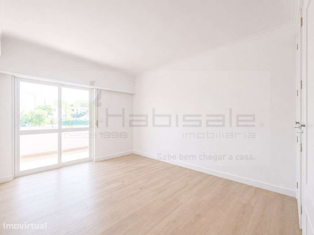 Apartamento T3 com Garagem, arrecadação e vista desafogada no Murta...-33