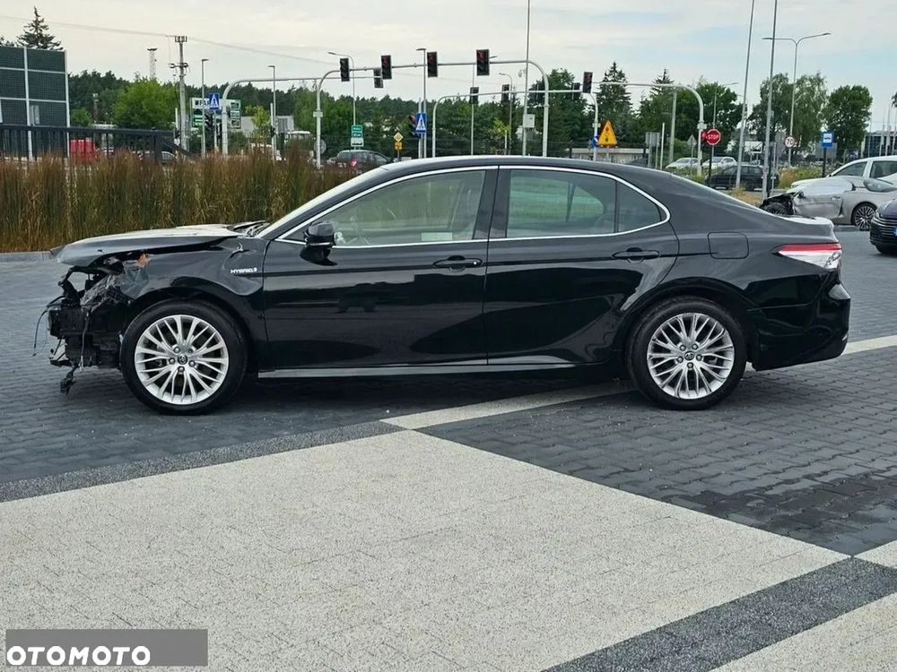 Toyota Camry 2.5 Hybrid Prestige CVT 2019