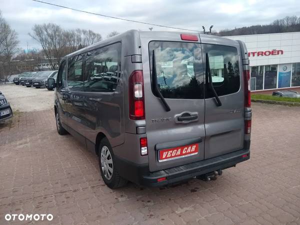 Renault Trafic Grand SpaceClass 1.6 dCi - 6