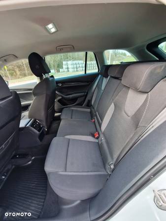 Skoda Octavia 1.5 TSI ACT Ambition - 19