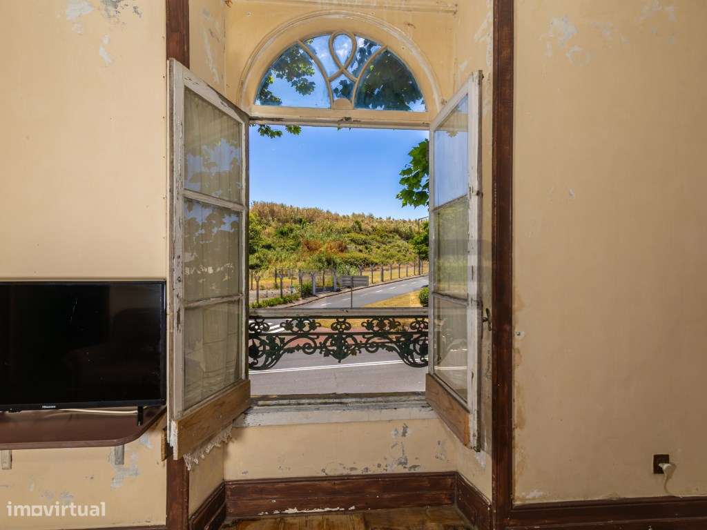 Moradia inserida em terreno de 569m2, Ponta Delgada Ilha de São Miguel-9