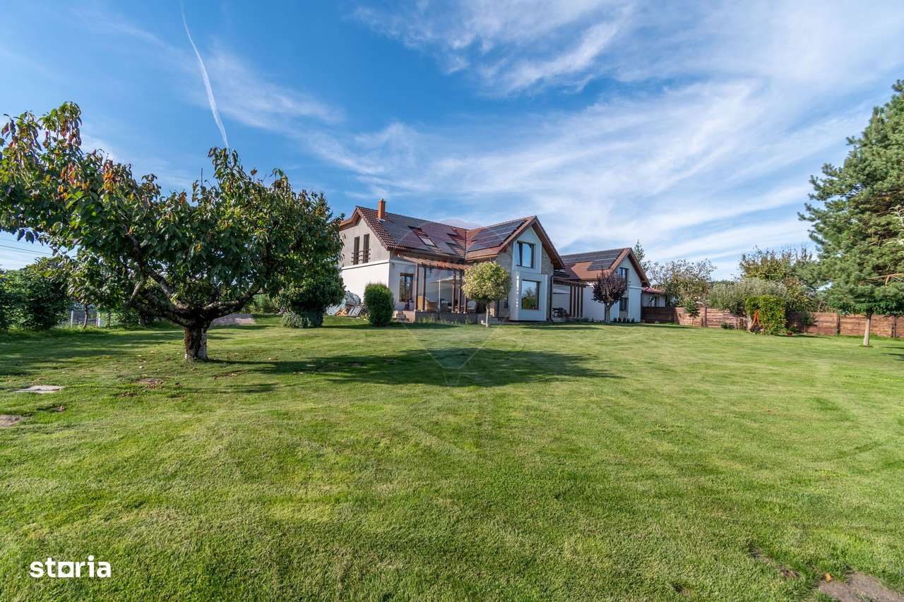 Proprietate exclusivista de vanzare: 2 case | 9 camere | 2000 mp teren-6