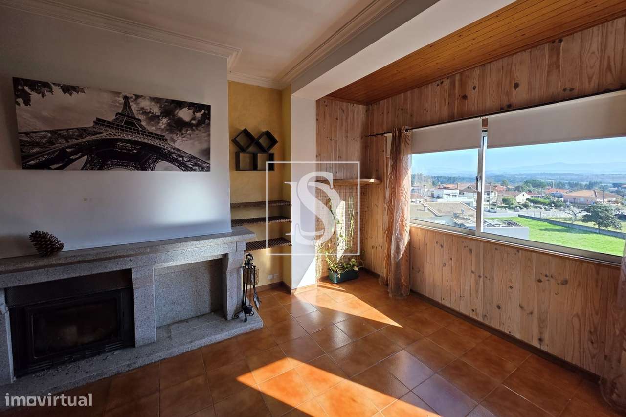 Apartamento T3 em Carregal do Sal - Grande imagem: 2/19