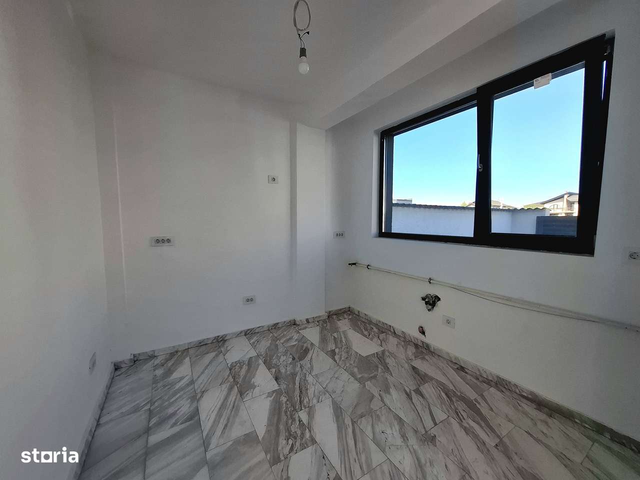 Vila cu 4 camere, tip duplex, zona Albert-5