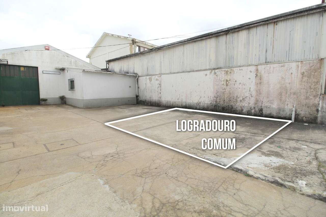 Lugar de Estacionamento à Venda  Rio Tinto - Grande imagem: 4/5