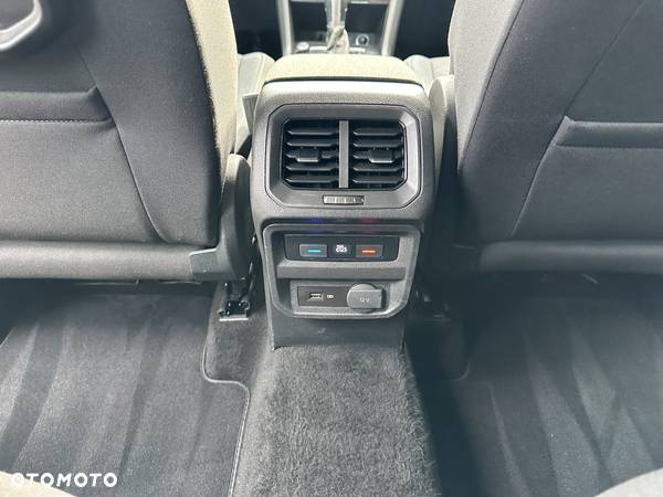 Volkswagen Tiguan 2.0 TDI SCR DSG IQ.DRIVE - 16