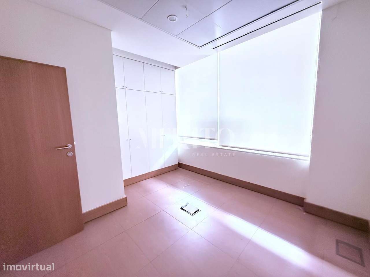 Loja em Delães - V.N.Famalicão. - Grande imagem: 4/17