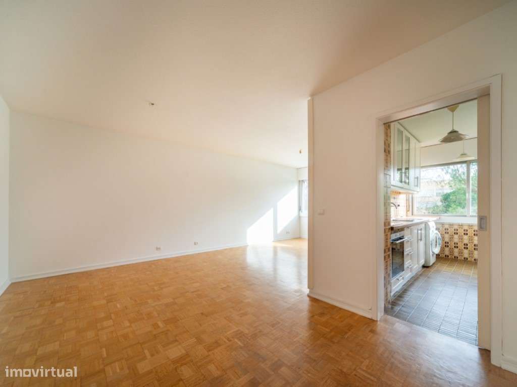 Apartamento T2 com lugar de garagem na Quinta da Luz - Grande imagem: 5/22