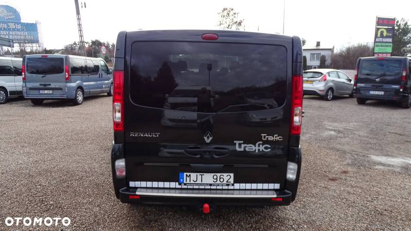 Renault Trafic 2.0 dCi 115 FAP Passenger Black Edition - 37