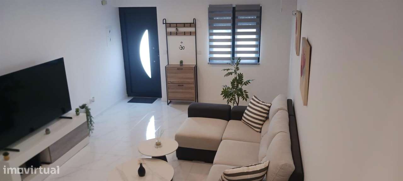 Moradia V4 - Grande imagem: 4/13