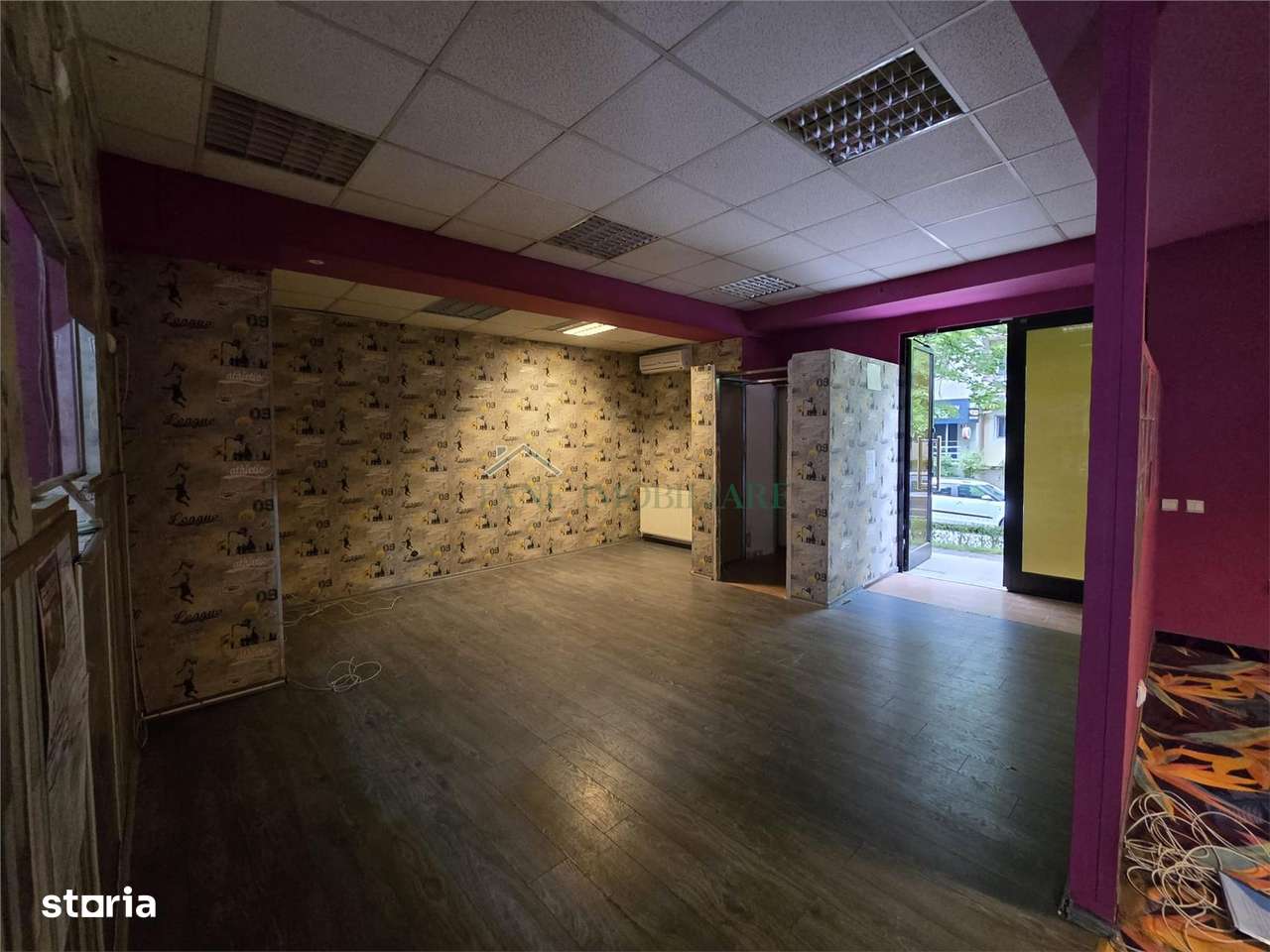 Vanzare spatiu comercial central-5