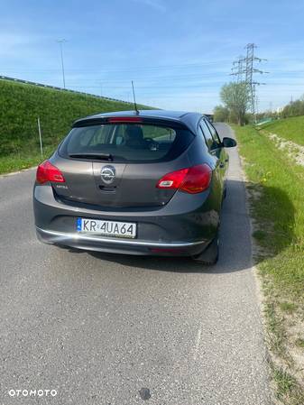 Opel Astra - 2