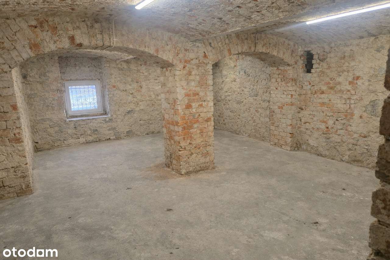 Duże mieszkanie na parterze z dwoma miejscami parkingowymi na własność-6