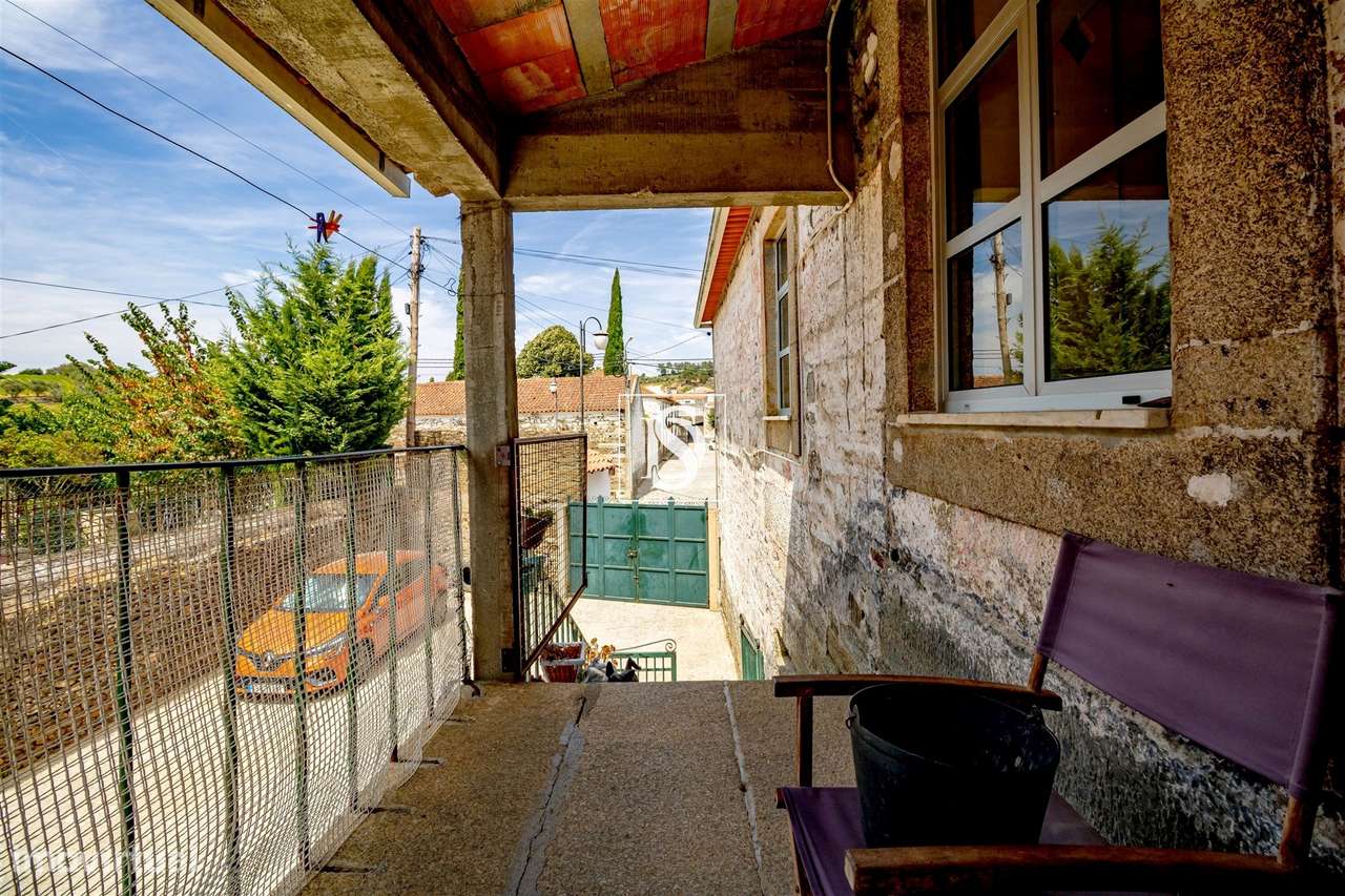 Moradia para Restaurar T4 Venda em Poiares e Canelas,Peso da Régua-10