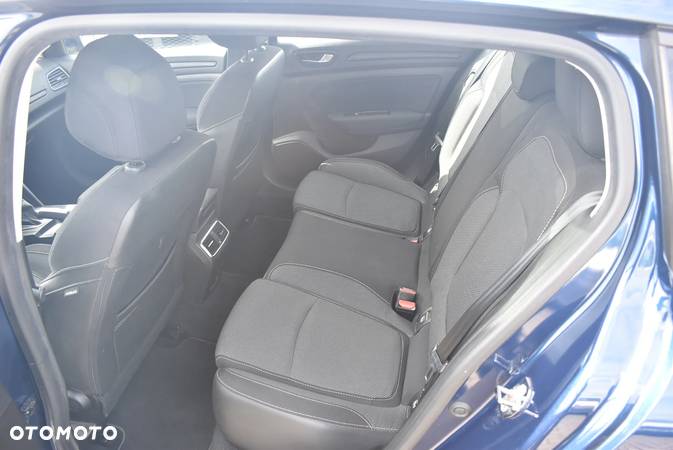 Renault Megane 1.5 Blue dCi Business - 12