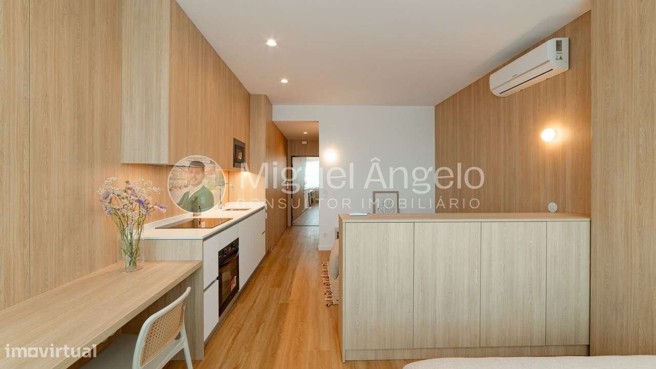 T0 novo c/ lugar garagem e vista para o Jardim Campo 24 de Agosto - Grande imagem: 3/19