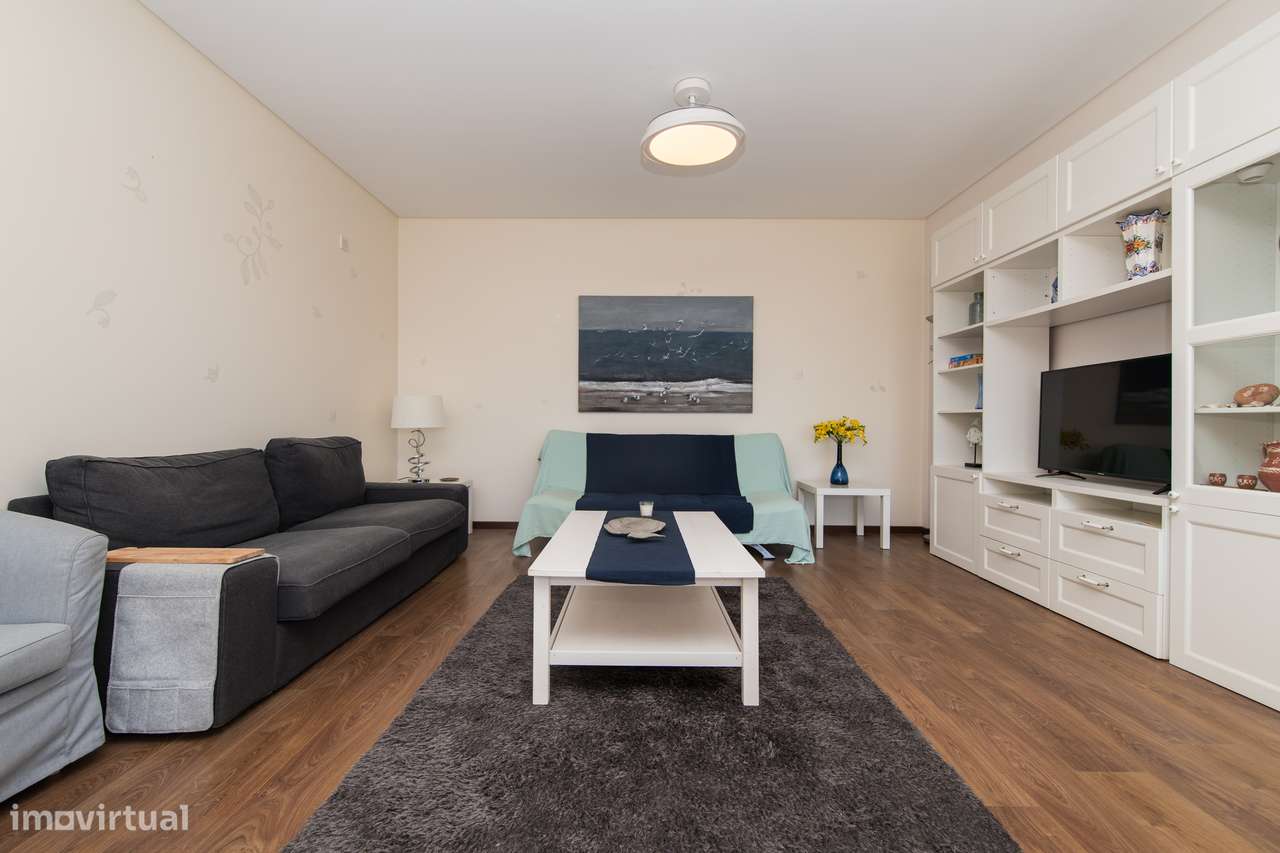 Apartamento T2 logradouro piscina vista mar e vila Sesimbra-18