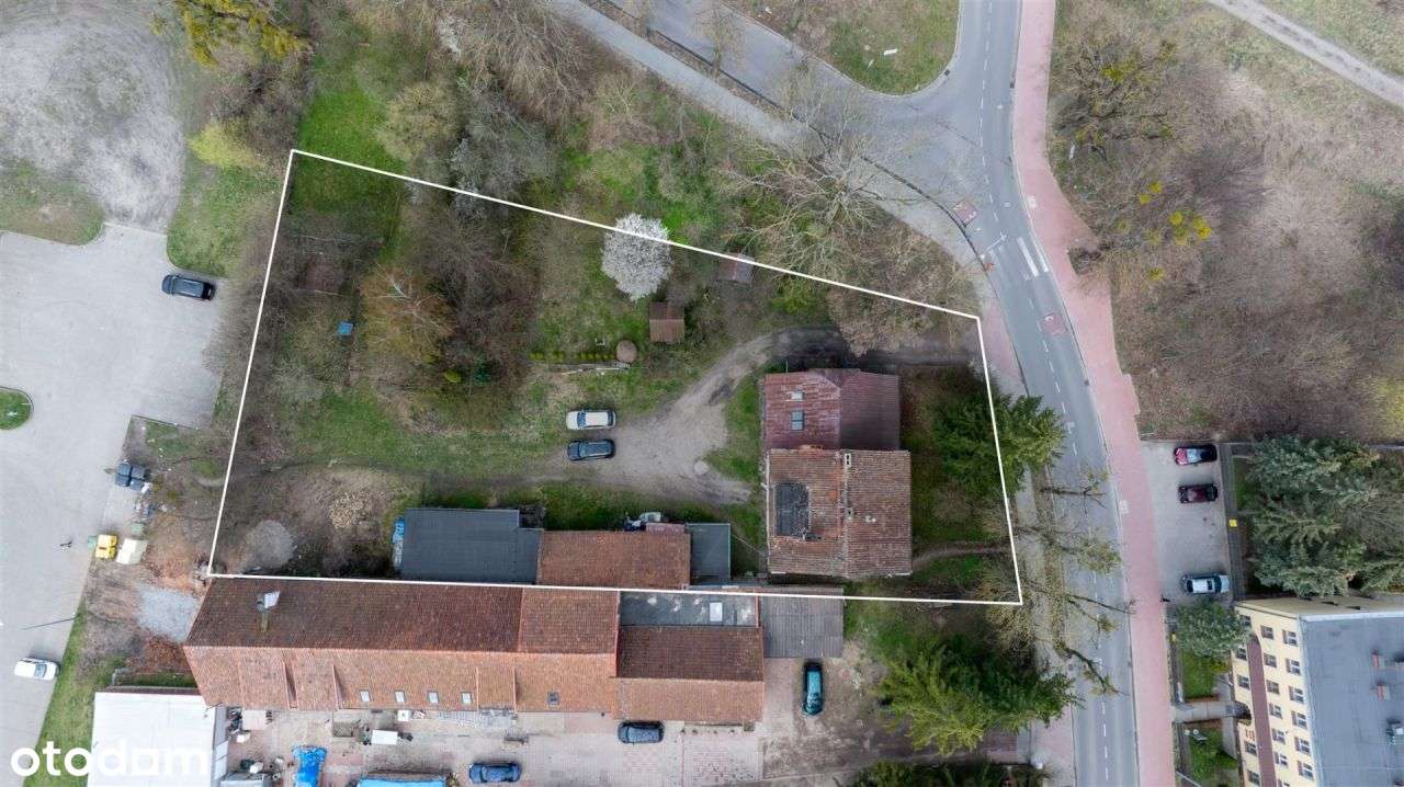 Rodzinne 4 pokoje z ogromnym ogródkiem-17