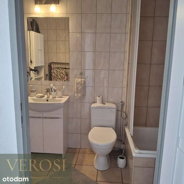 2 pokoje balkon oddzelna kuchnia garaż - Pełny obrazek: 4/8