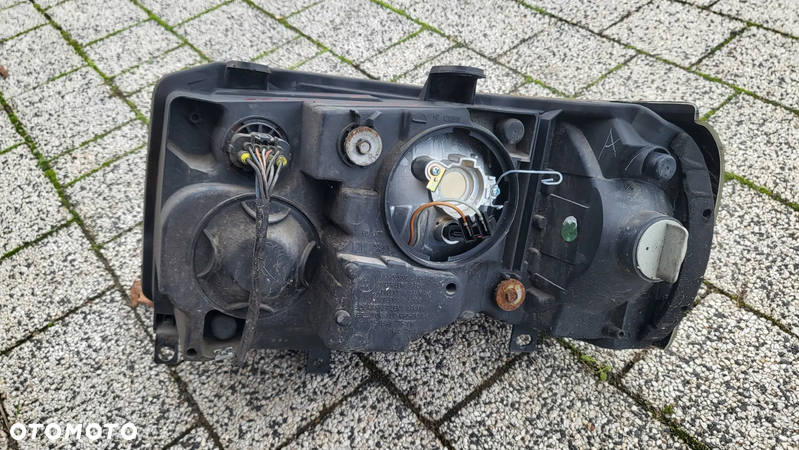 LAND ROVER FREELANDER I LIFT LAMPA PRZOD PRAWA LEWA EUROPA - 4